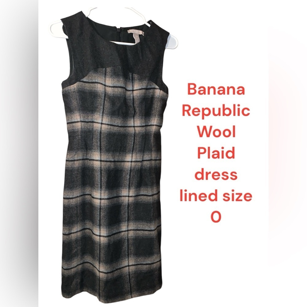 Banana Republic plaid style wool lined Sheath Dress Size 0 EUC sold out online